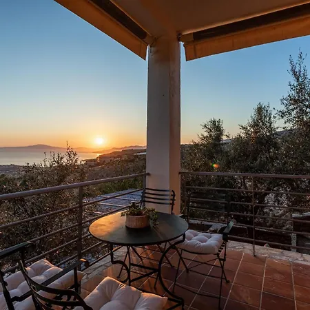 Hillside View House 3